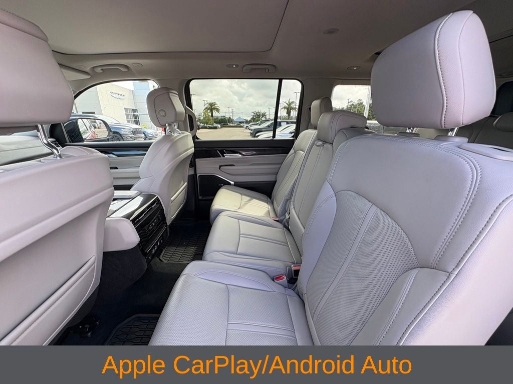 2024 Jeep Wagoneer Base
