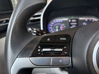 2023 Hyundai TUCSON SE