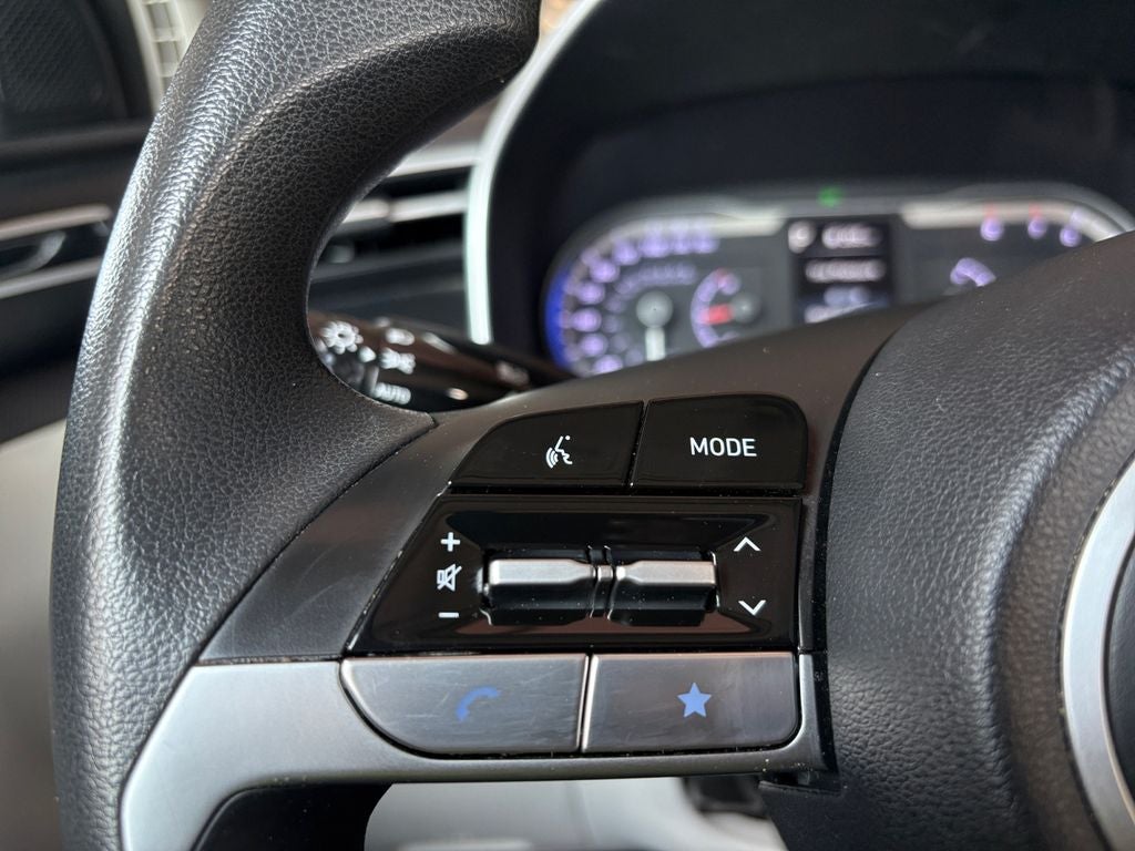 2023 Hyundai TUCSON SE