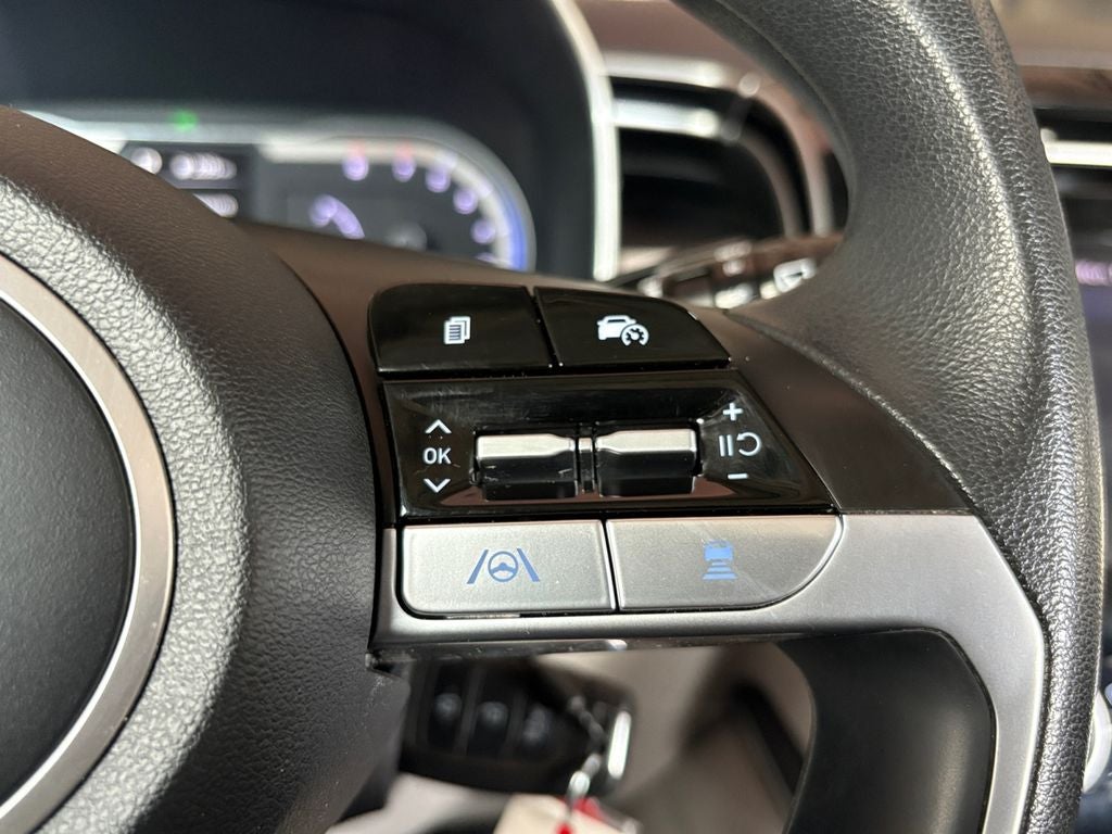 2023 Hyundai TUCSON SE