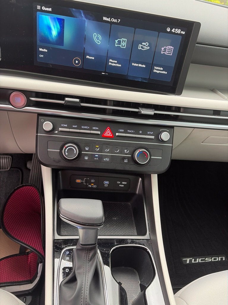 2025 Hyundai TUCSON SE
