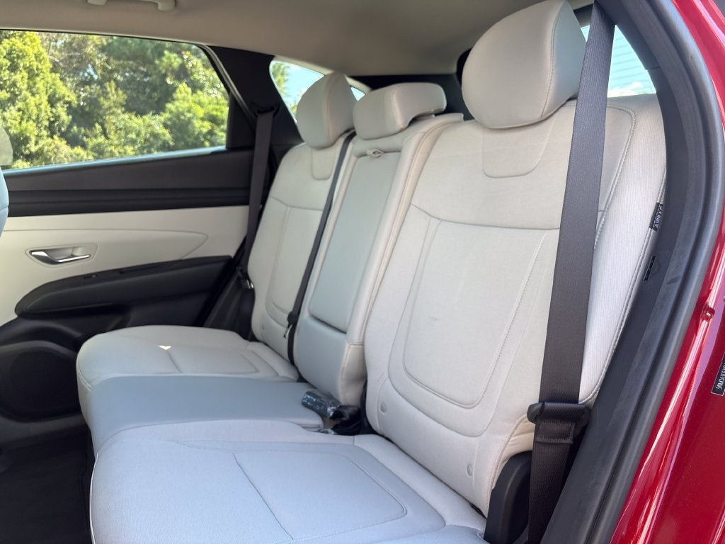 2025 Hyundai TUCSON SE