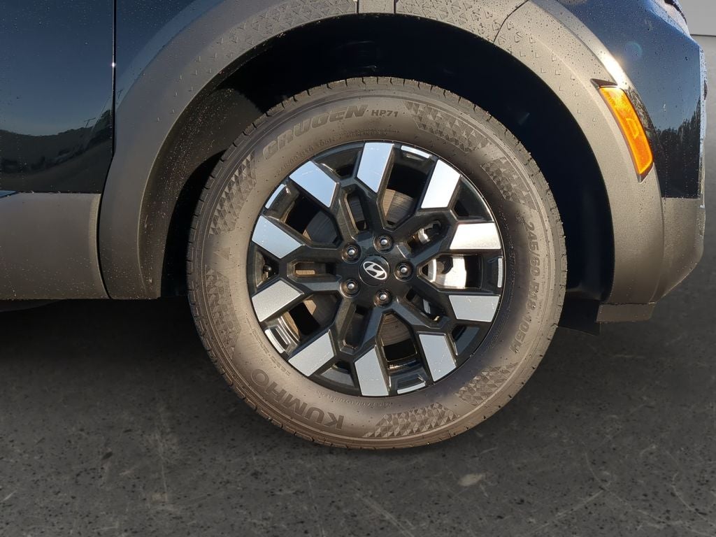 2025 Hyundai SANTA CRUZ SEL Activity