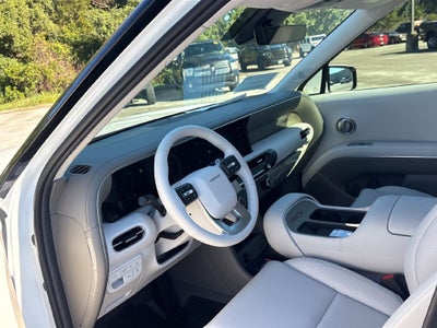 2027 Hyundai PALISADE HYBRID SEL 7 Passenger
