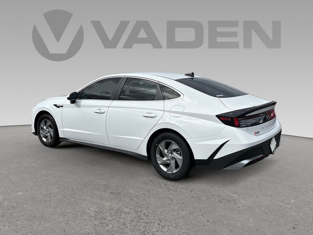 2025 Hyundai SONATA SE