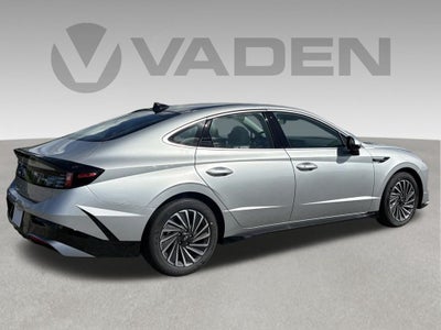 2026 Hyundai SONATA HYBRID SEL