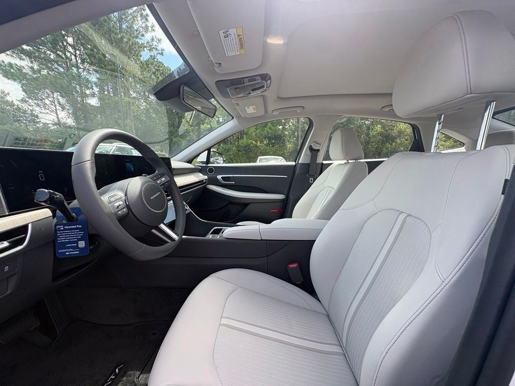 2026 Hyundai SONATA HYBRID SEL