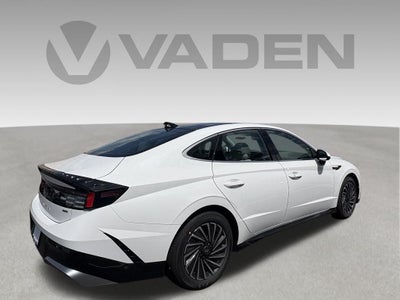 2026 Hyundai SONATA HYBRID SEL