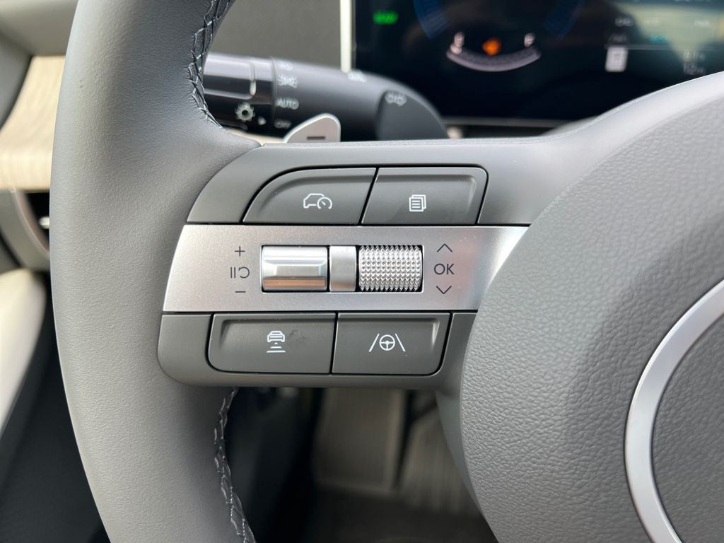 2025 Hyundai SONATA HYBRID SEL