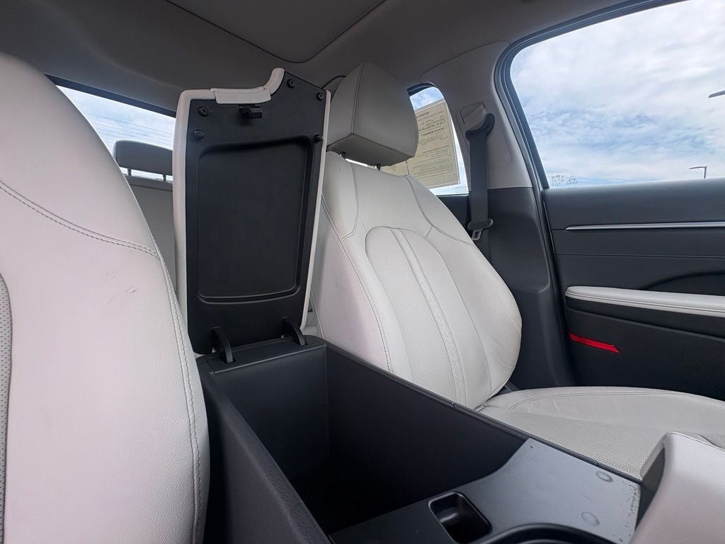 2024 Hyundai SONATA HYBRID Limited