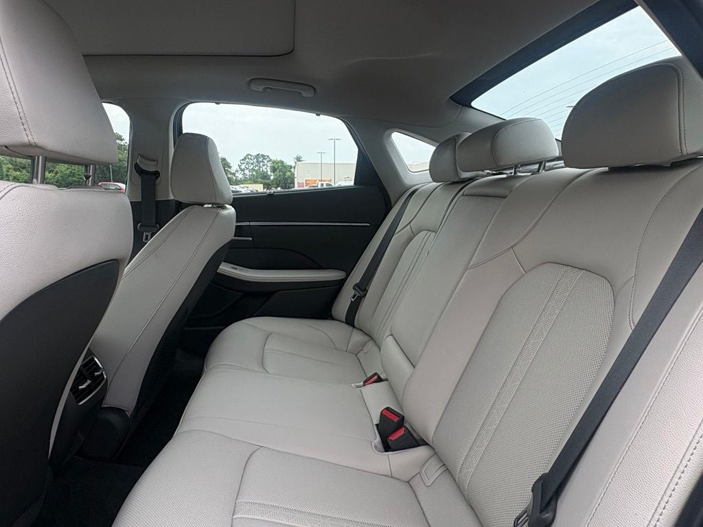 2024 Hyundai SONATA HYBRID Limited