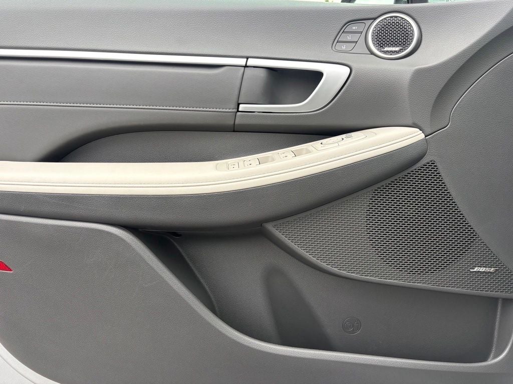 2024 Hyundai SONATA HYBRID Limited