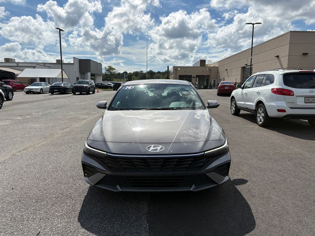 2024 Hyundai ELANTRA SEL