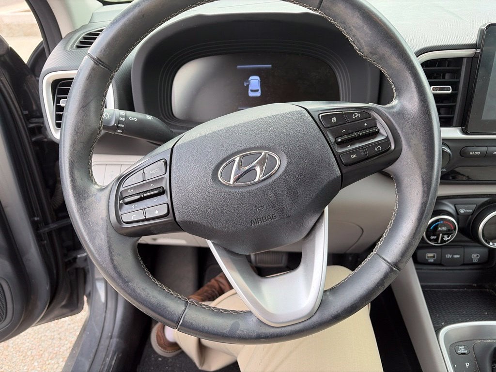 2023 Hyundai VENUE SEL