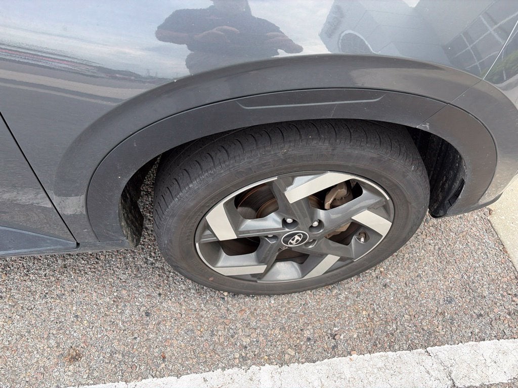2023 Hyundai VENUE SEL