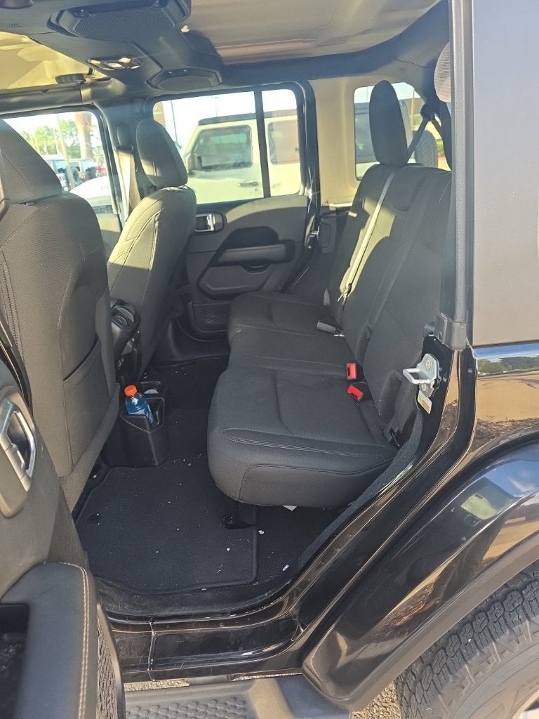 2019 Jeep Wrangler Unlimited Sahara 4x4