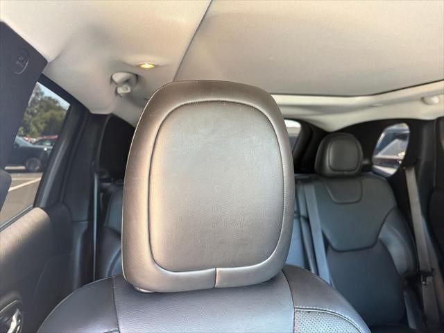 2019 Jeep Cherokee Overland 4x4