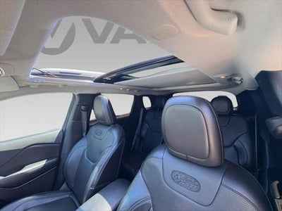 2019 Jeep Cherokee Overland 4x4