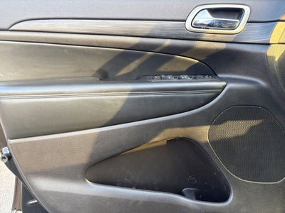 2021 Jeep Grand Cherokee Laredo X 4x2