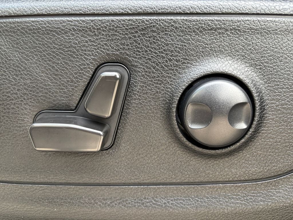 2022 RAM 1500 Big Horn Crew Cab 4x2 5'7' Box