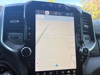 2022 RAM 1500 Laramie Crew Cab 4x4 5'7' Box