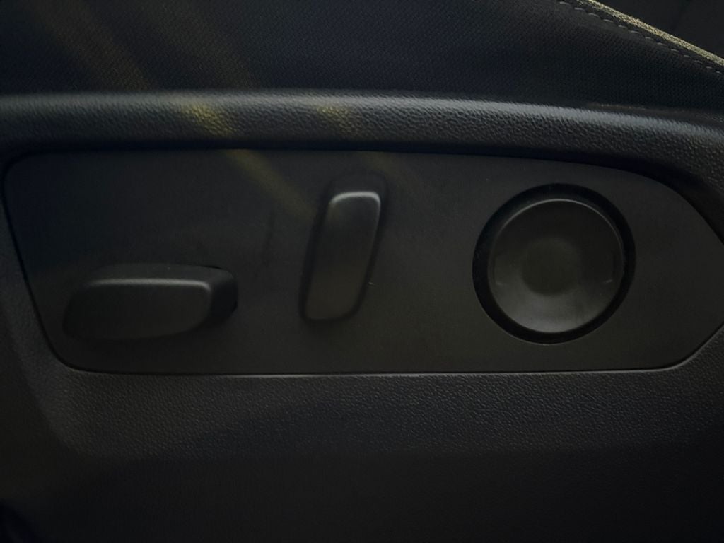 2023 GMC Sierra 1500 4WD Crew Cab Short Box Elevation with 3SB