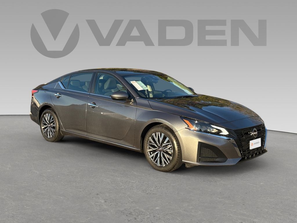 2023 Nissan Altima SV FWD