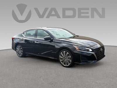 2023 Nissan Altima SL FWD
