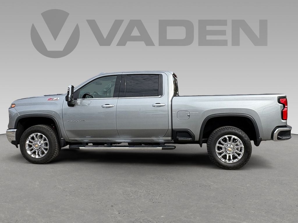 2025 Chevrolet Silverado 2500HD 4WD Crew Cab Standard Bed LTZ