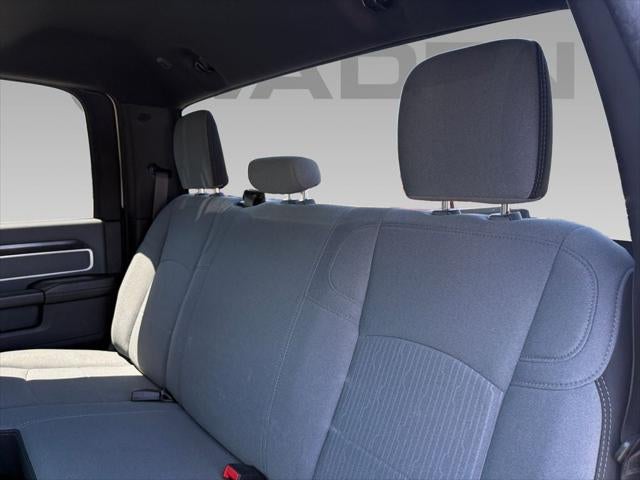 2021 RAM 3500 Big Horn Crew Cab 4x4 8' Box