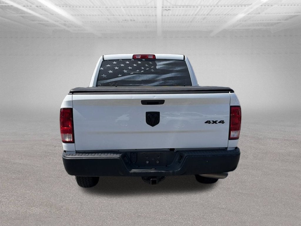 2021 RAM 1500 Classic Tradesman Crew Cab 4x4 5'7' Box