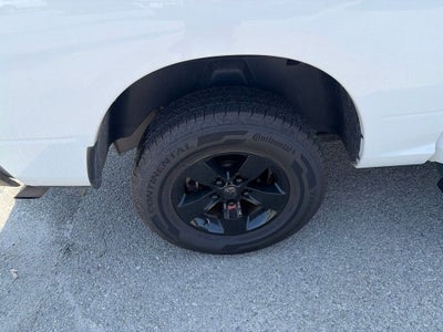 2021 RAM 1500 Classic Tradesman Crew Cab 4x4 5'7' Box