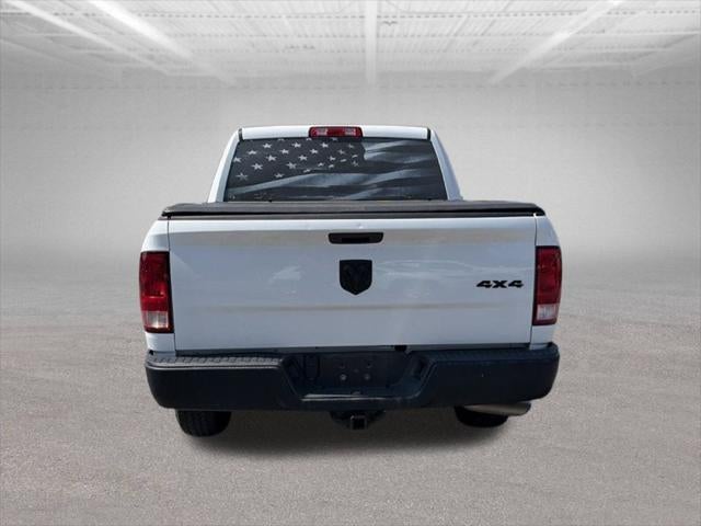 2021 RAM 1500 Classic Tradesman Crew Cab 4x4 5'7' Box