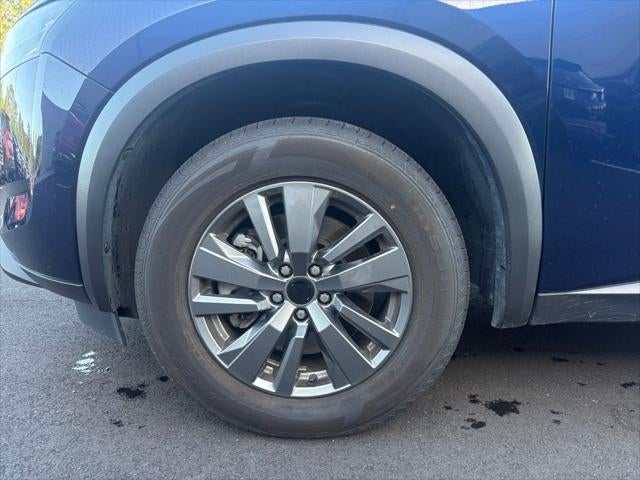 2025 Nissan Pathfinder SV FWD