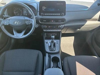 2023 Hyundai KONA SEL