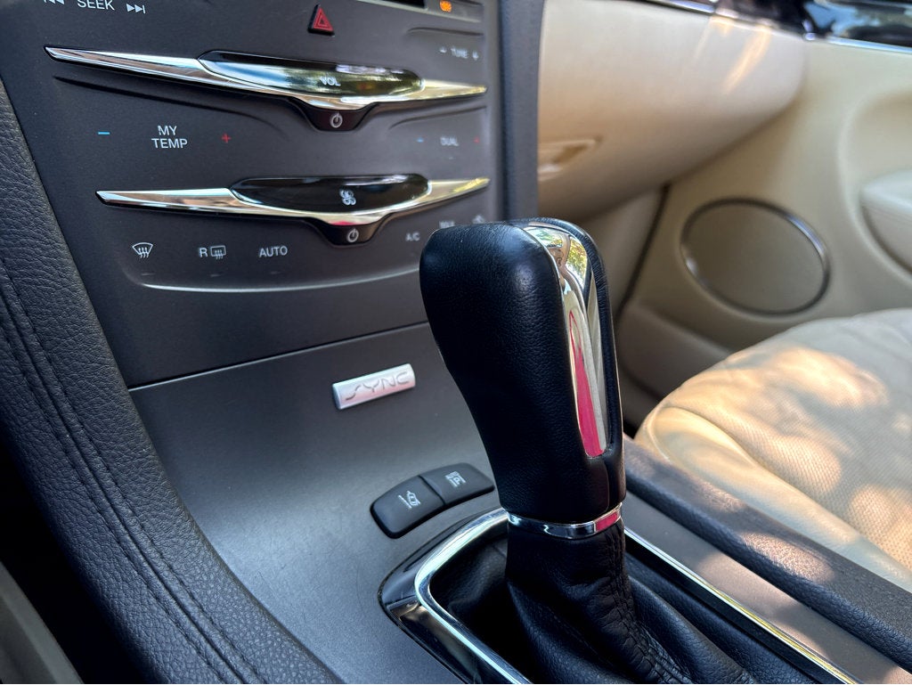 2019 Lincoln MKT Standard