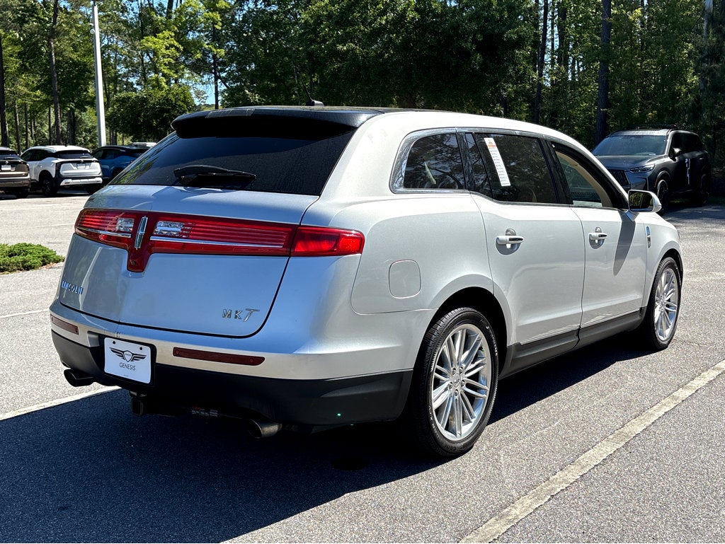 2019 Lincoln MKT Standard