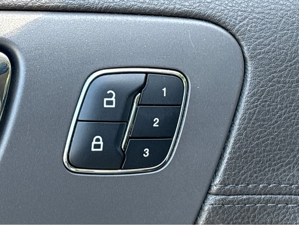 2019 Lincoln MKT Standard