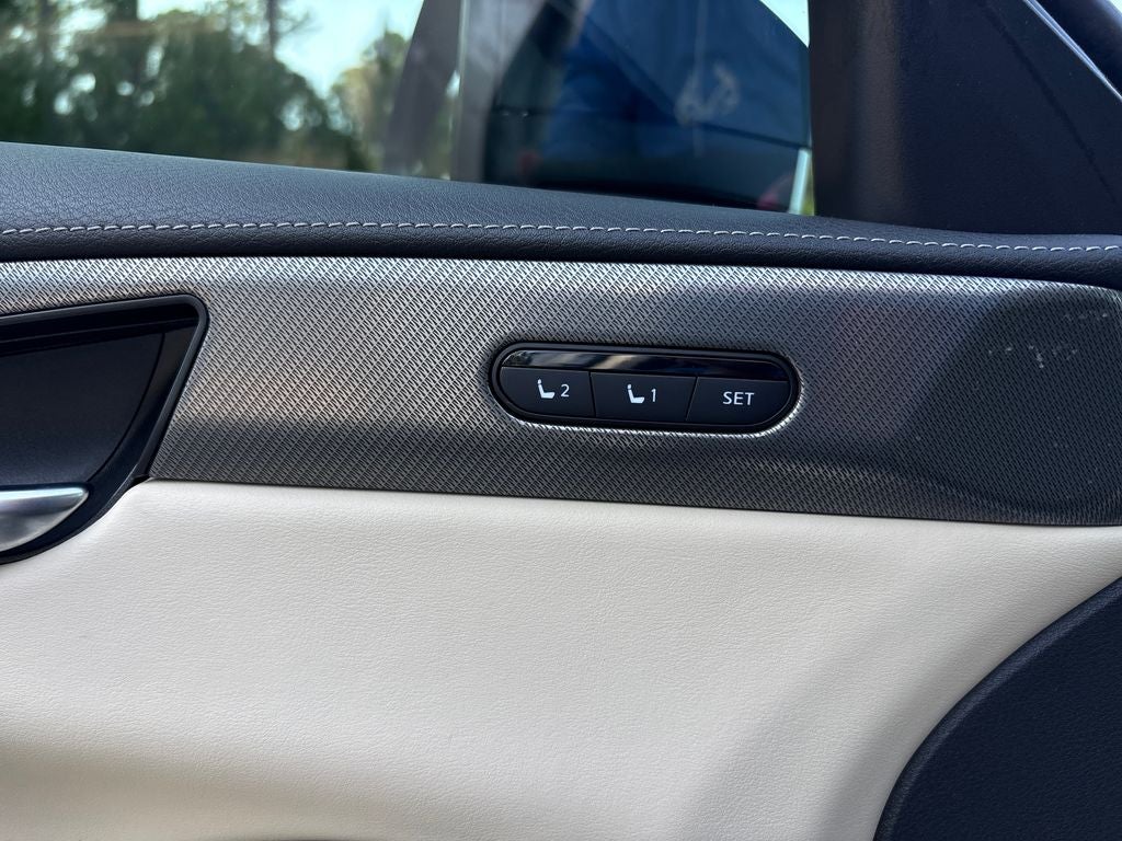 2023 INFINITI QX60 LUXE AWD