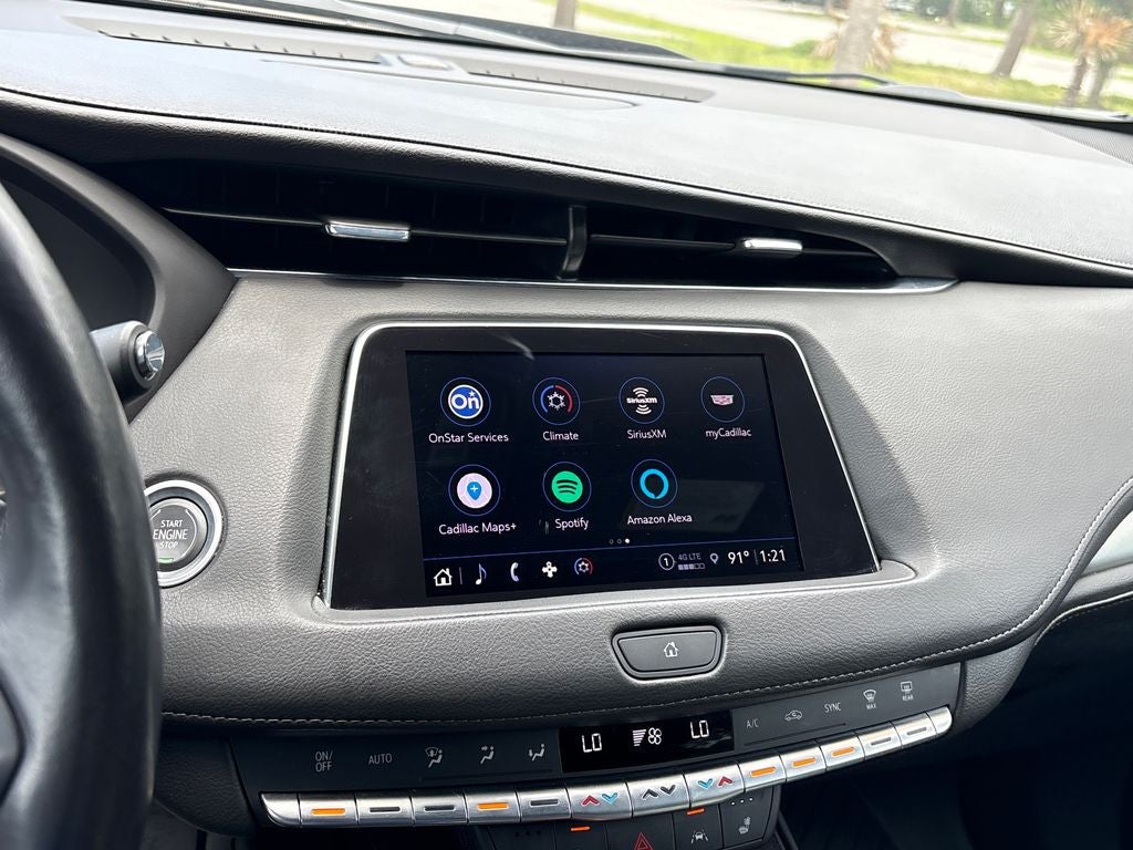 2023 Cadillac XT4 Premium Luxury