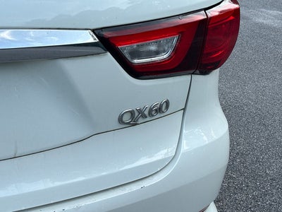 2017 INFINITI QX60 Base