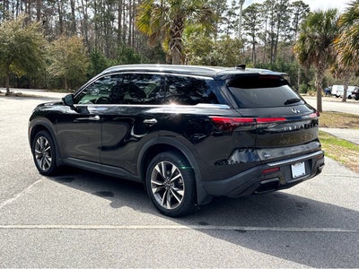 2023 INFINITI QX60 LUXE