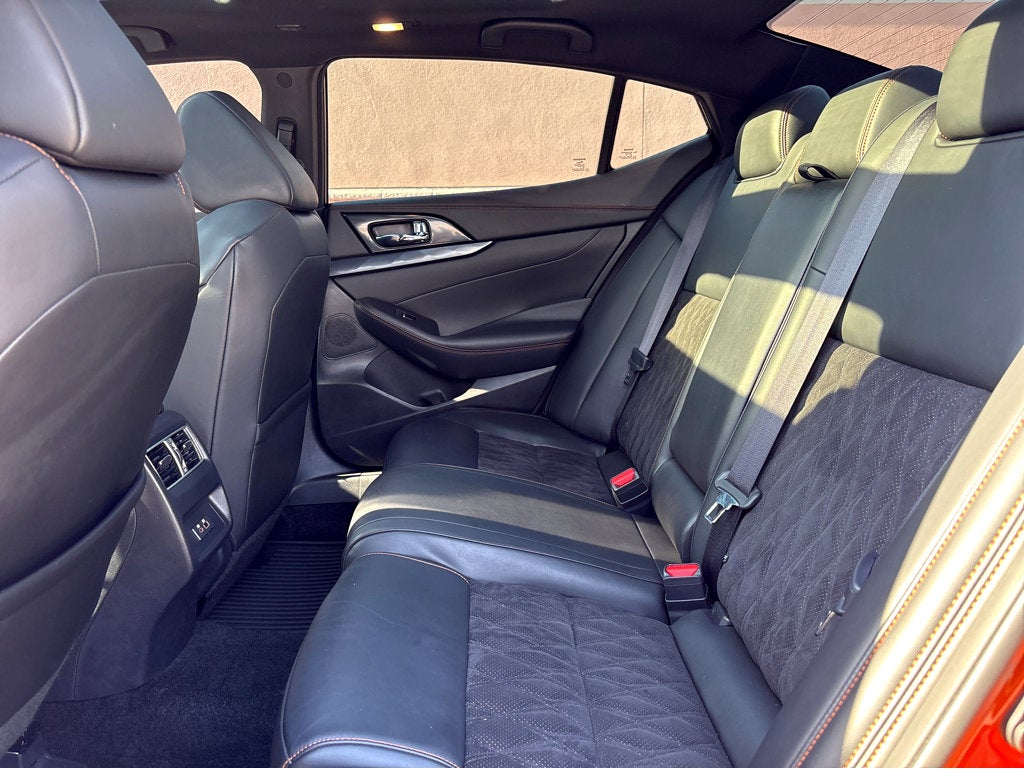 2019 Nissan Maxima SR