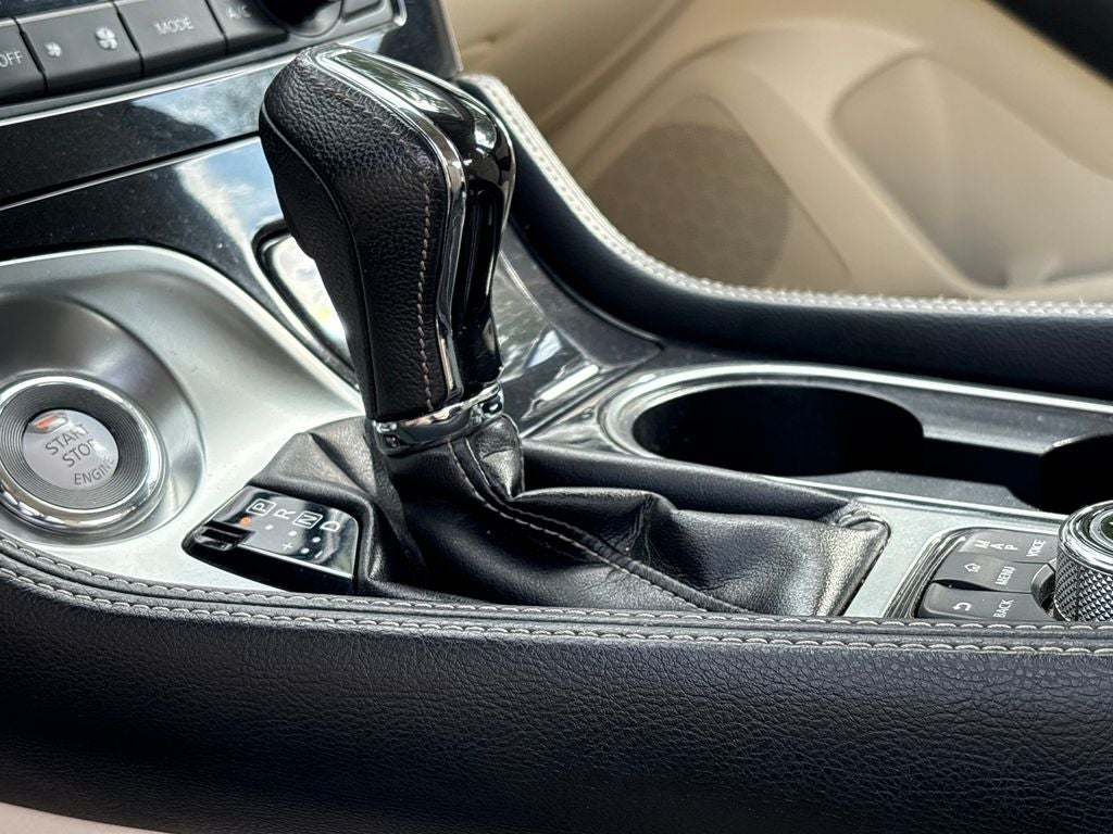 2023 Nissan Maxima SV