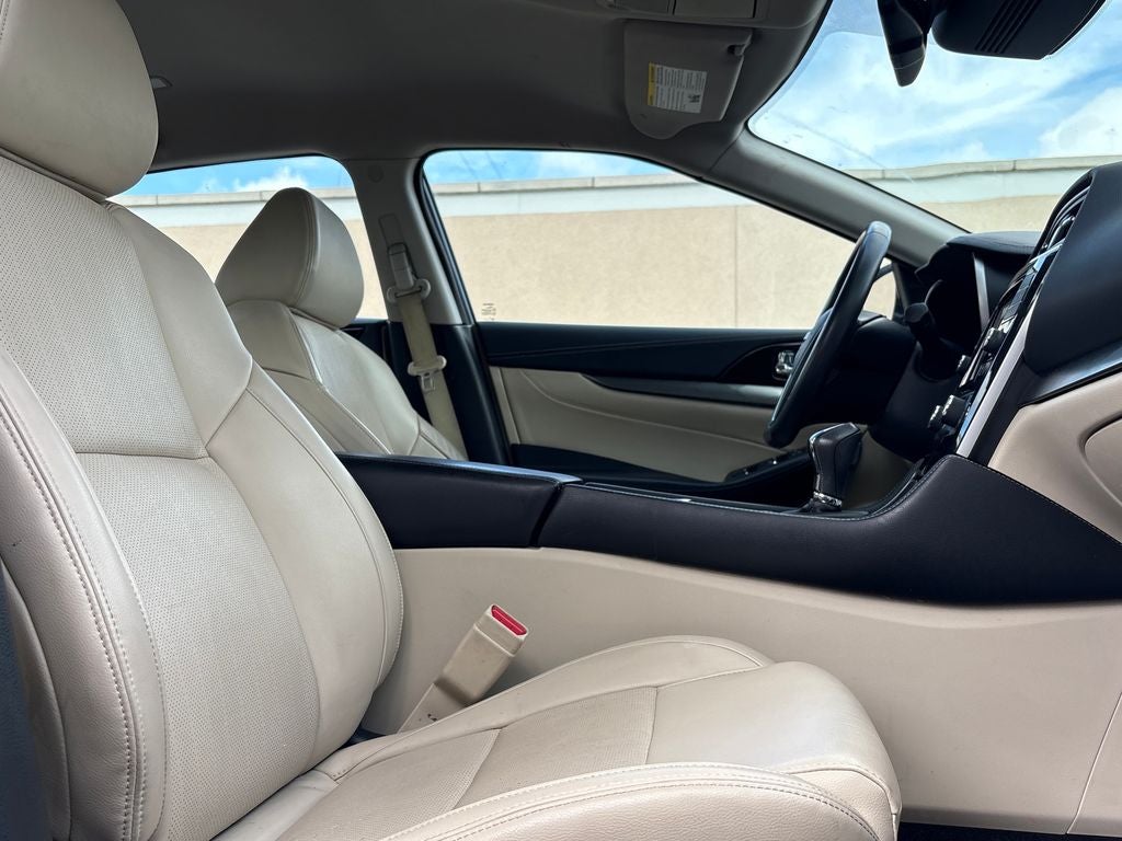 2023 Nissan Maxima SV