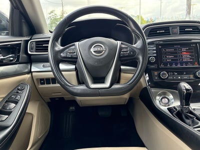 2023 Nissan Maxima SV