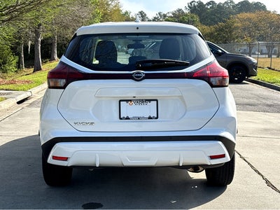 2023 Nissan Kicks S