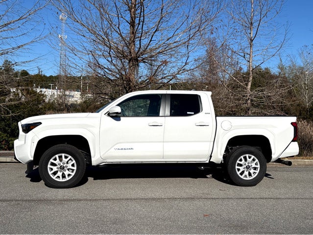 2025 Toyota Tacoma 2WD SR5