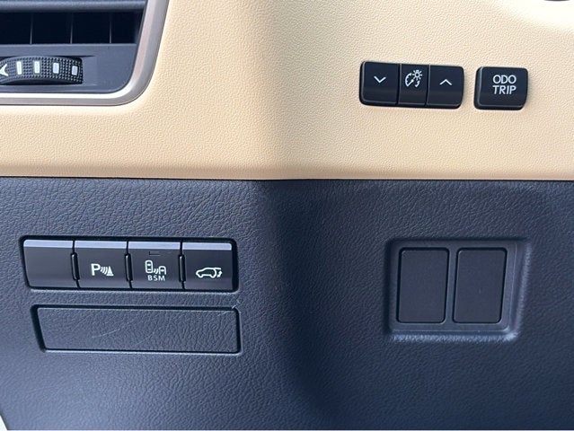 2015 Lexus NX 200t 200t