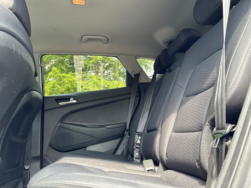 2021 Hyundai TUCSON SE